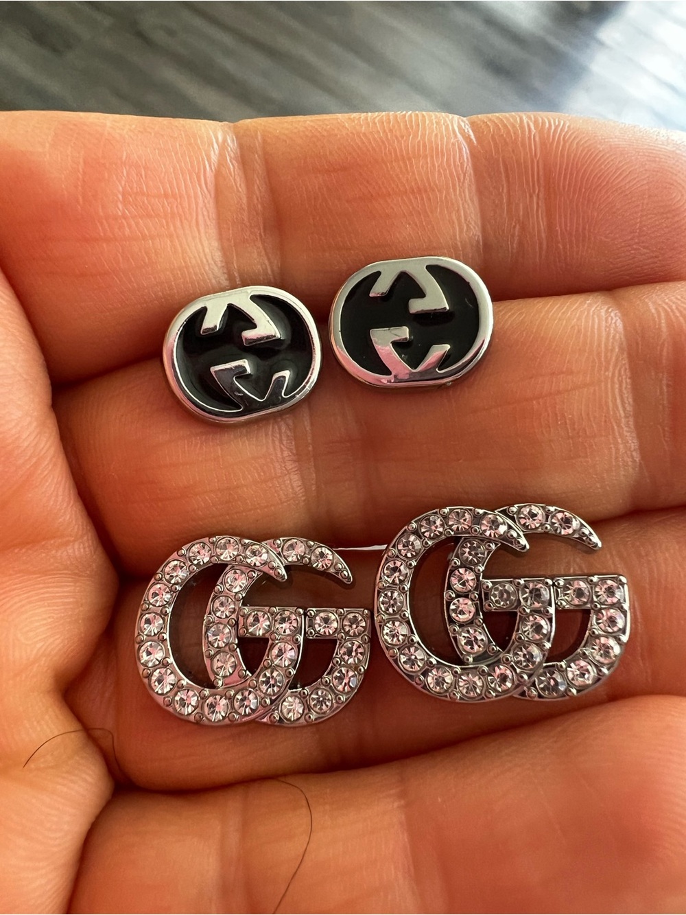 Fashion set of 2 Crystal Double G Stud Earrings - Silver with Black